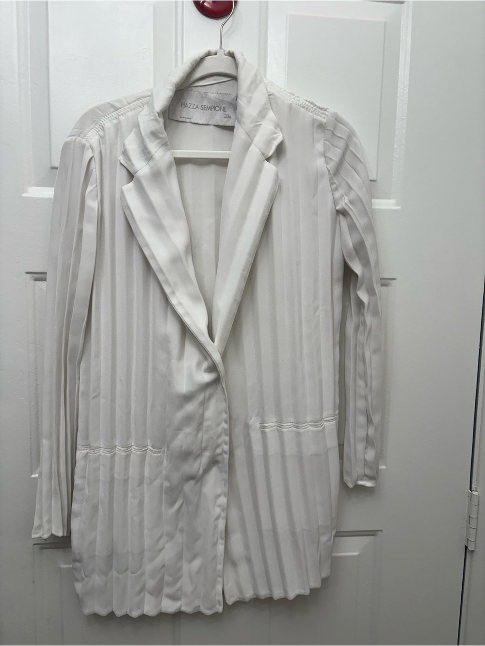 Piazza Sempione Off-White Pleated Jacket